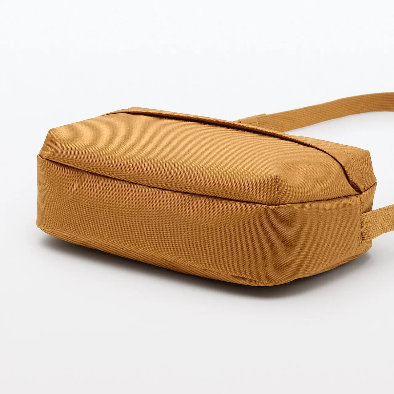 Borsa a tracolla idrorepellente