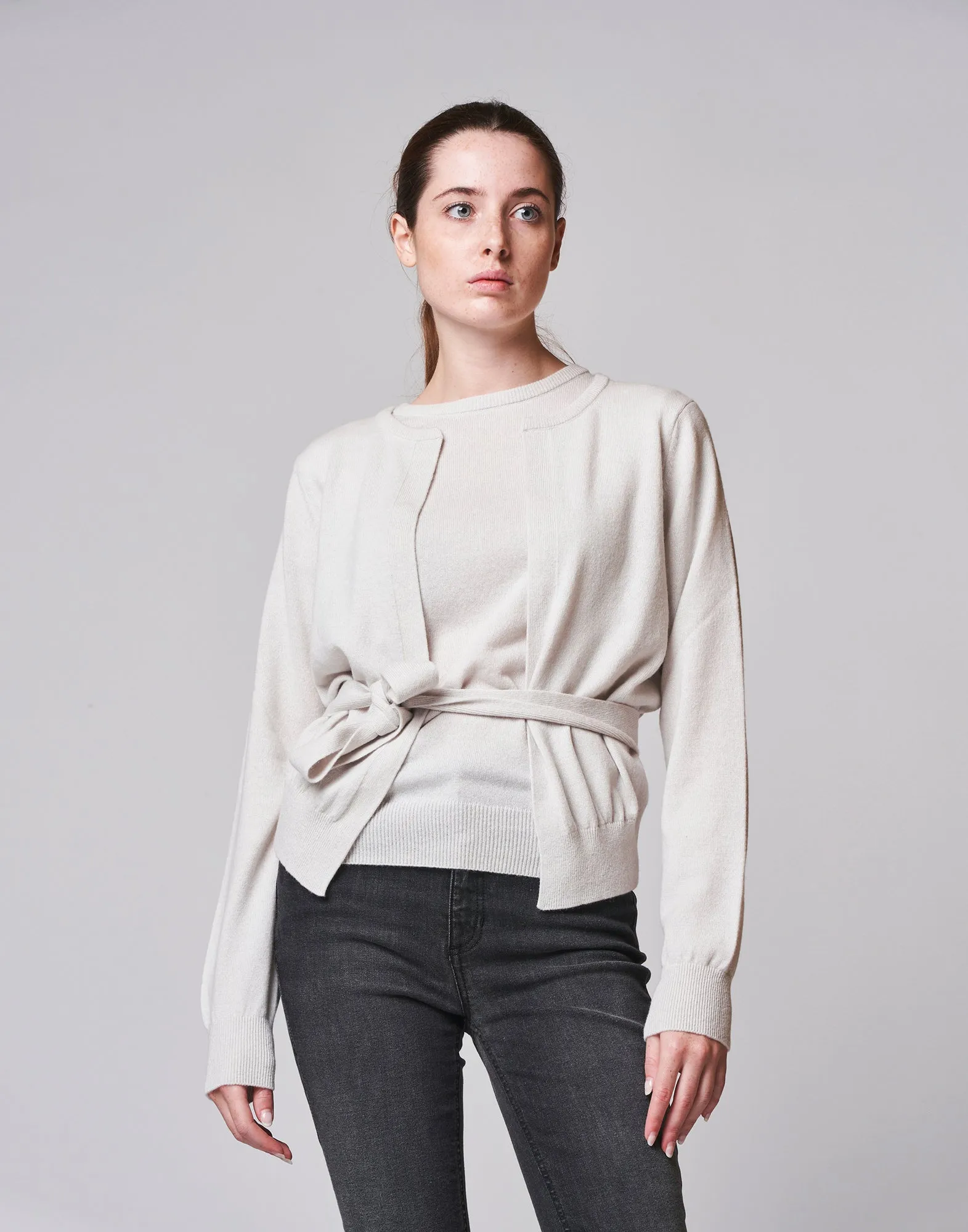 DOUUOD Cardigan in cashemere con cintura
