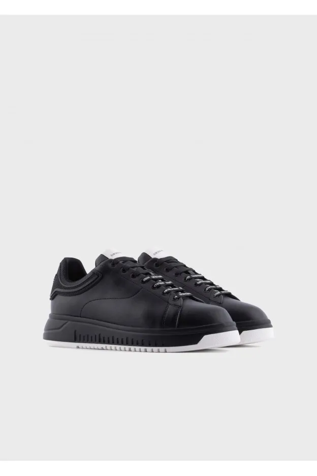 Emporio Armani Sneakers in pelle soft con retro in gomma