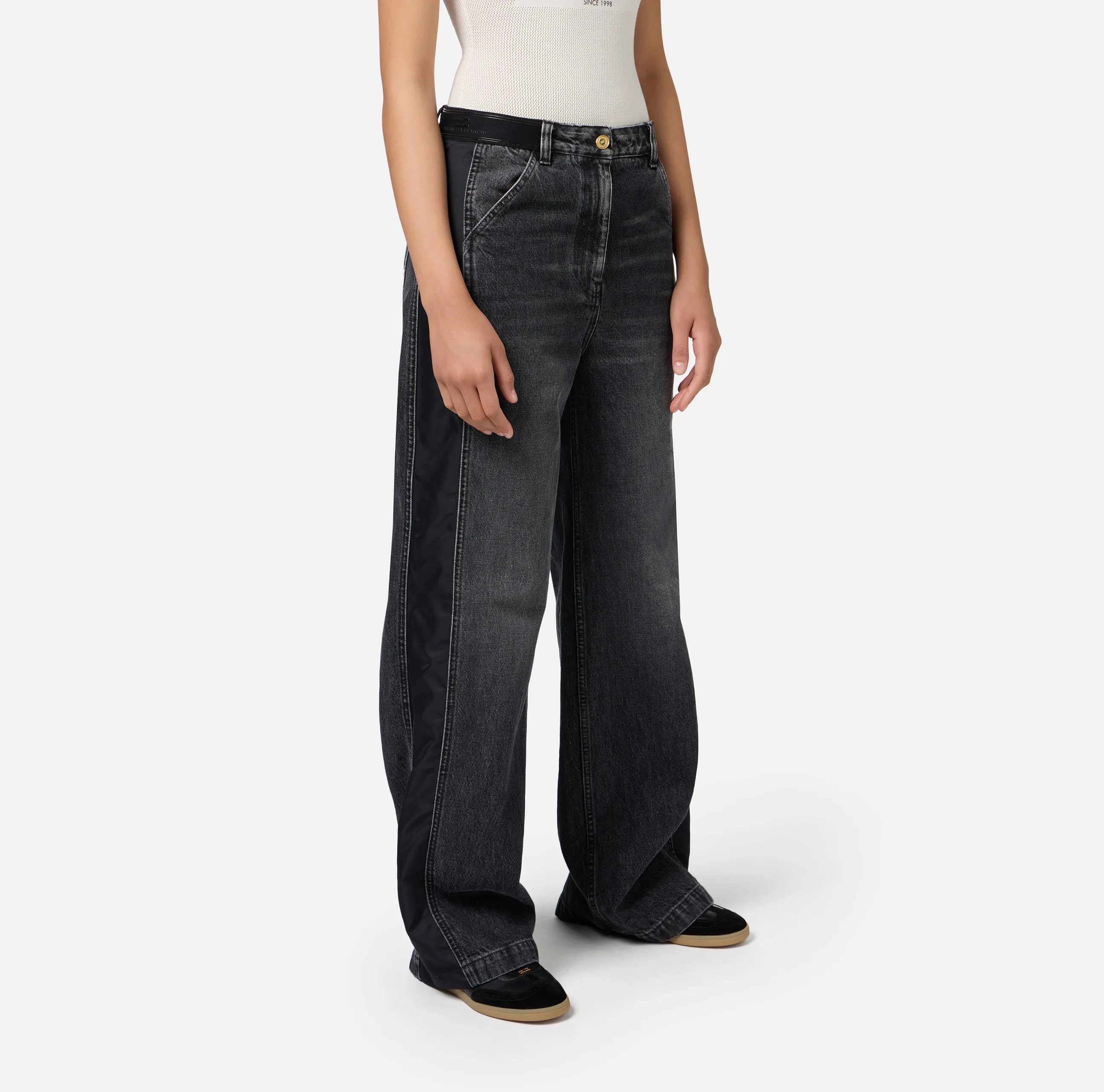Jeans a gamba larga in cotone con inserti in nylon