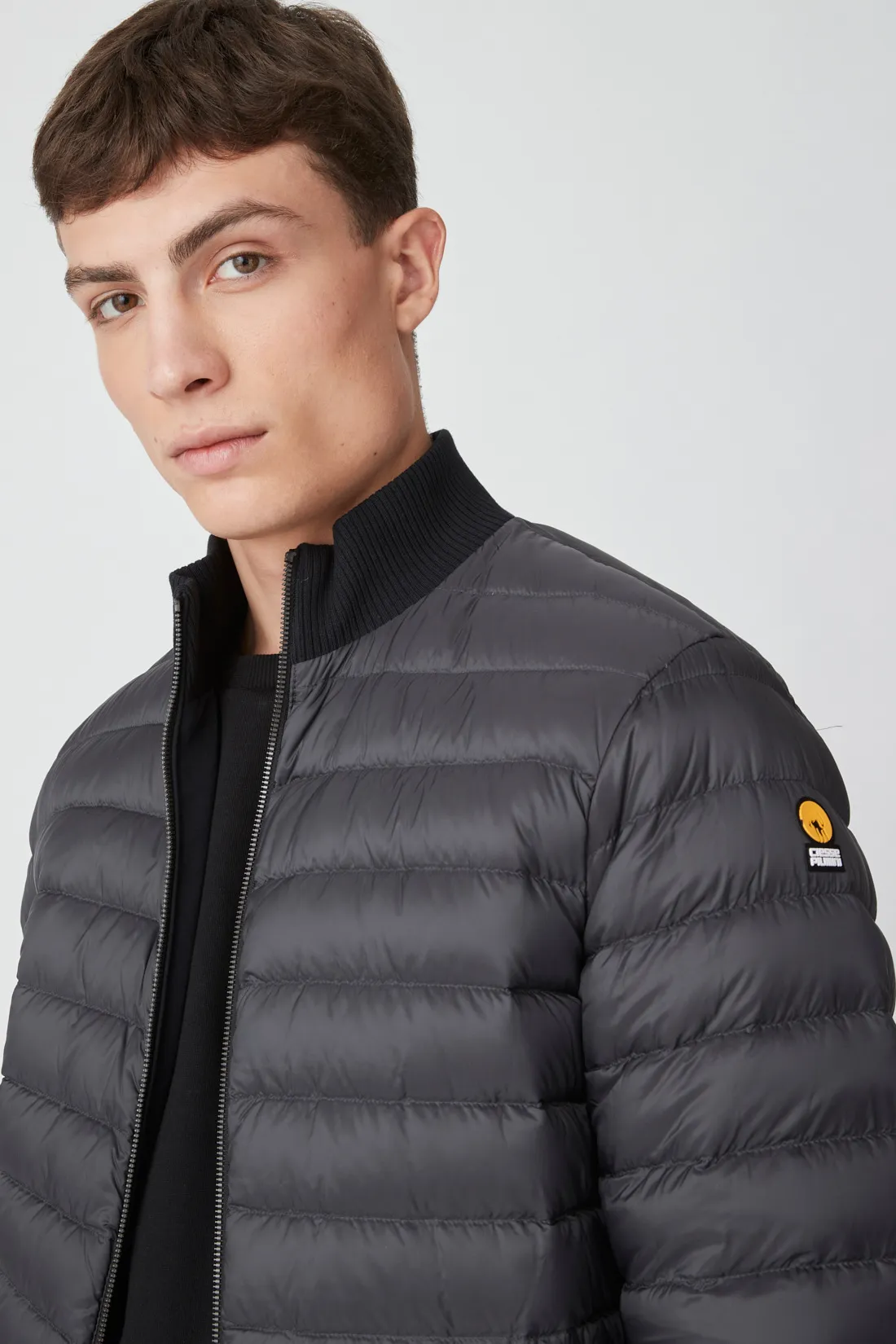JIMIZ – Reversible black bomber
