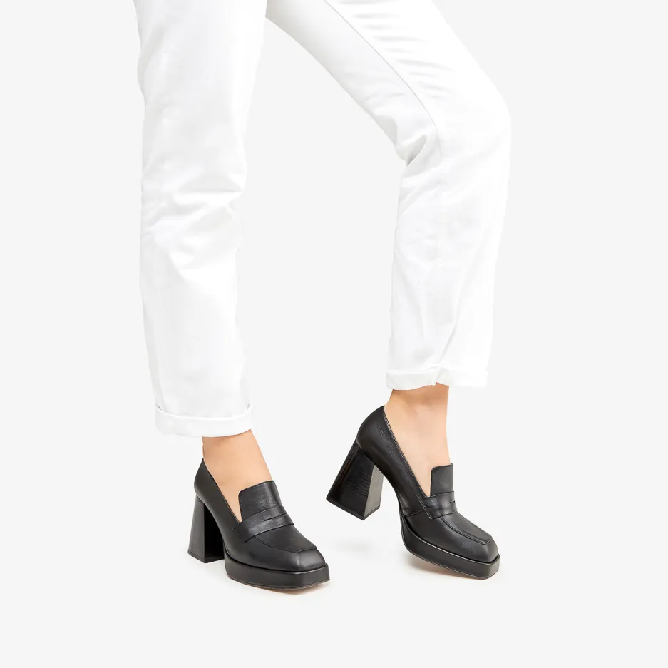 Mocassino Nero con Tacco