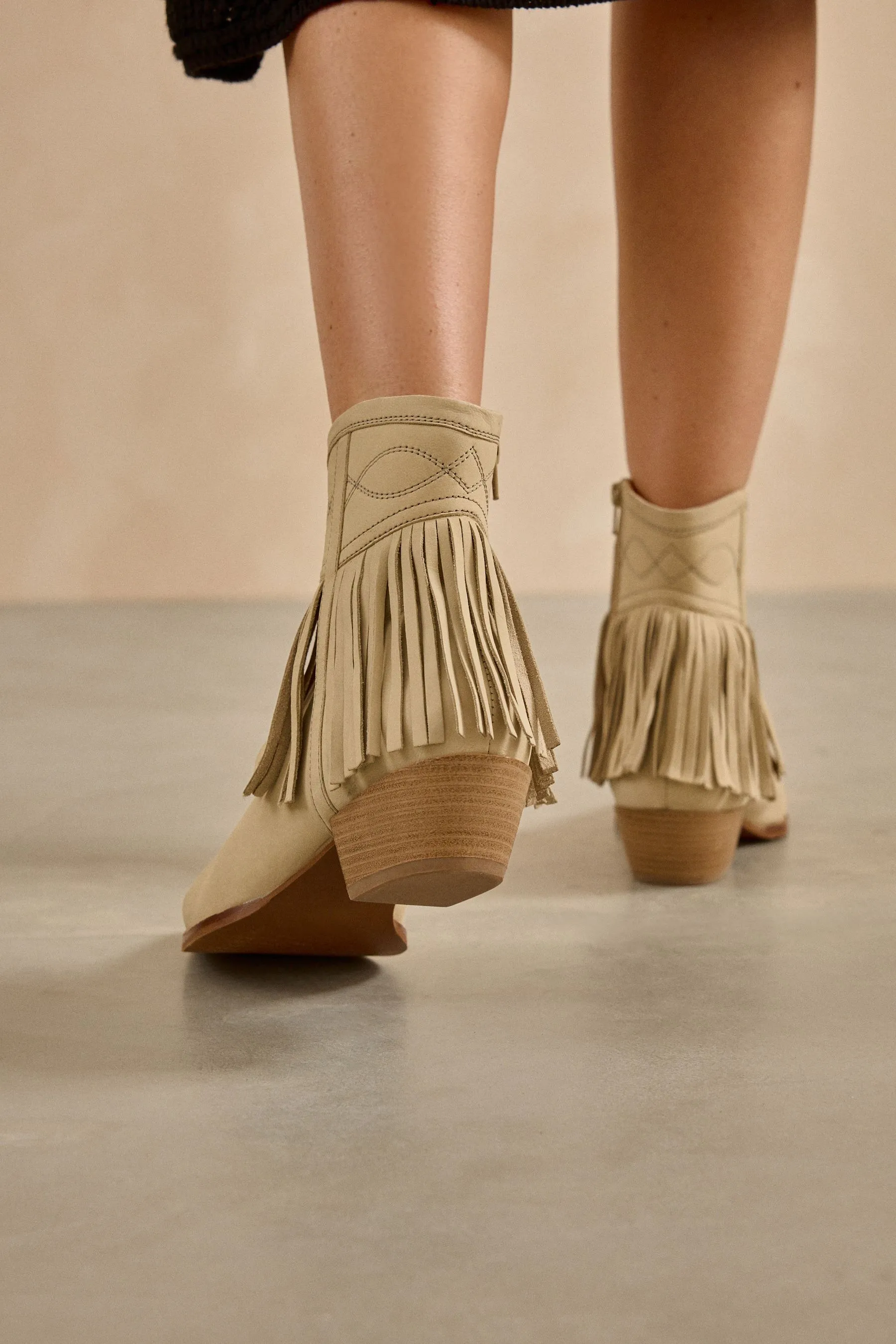 Osso  - Forever Comfort® Fringe Ankle Western/ Cowboy Boots