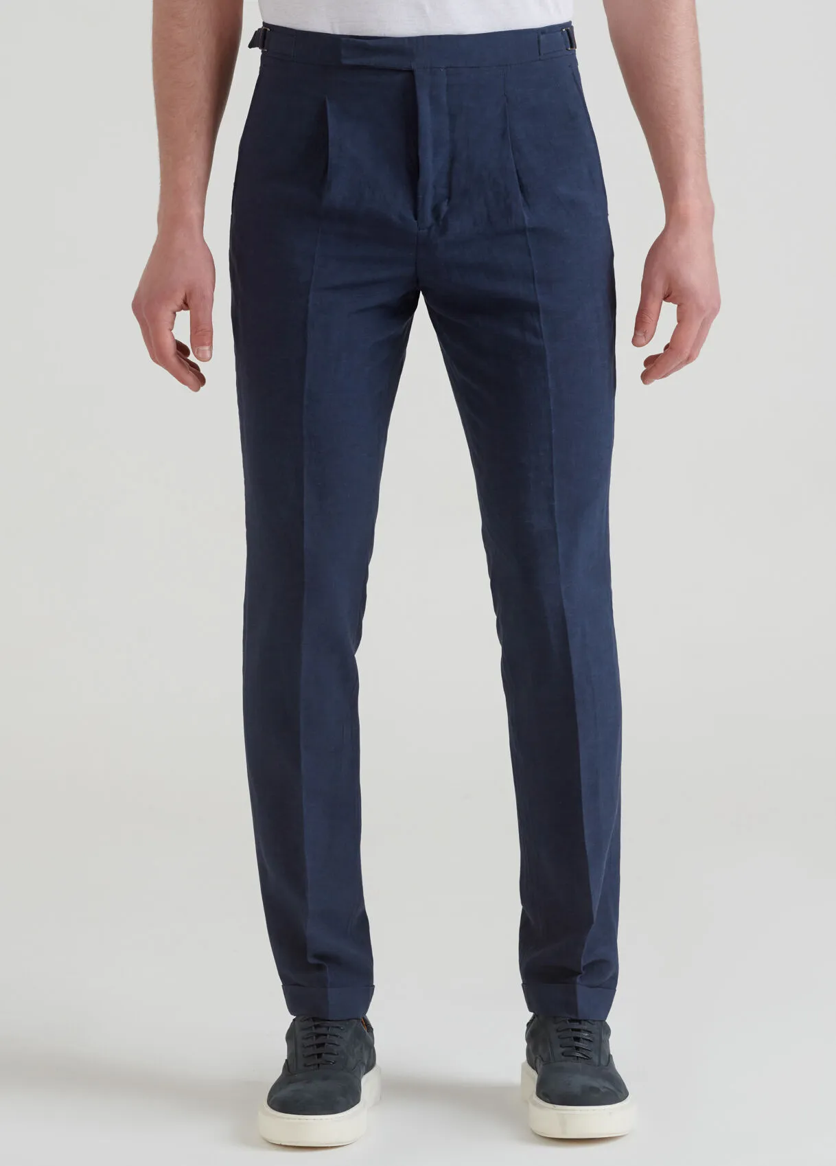 Pantalone in misto lino con pinces