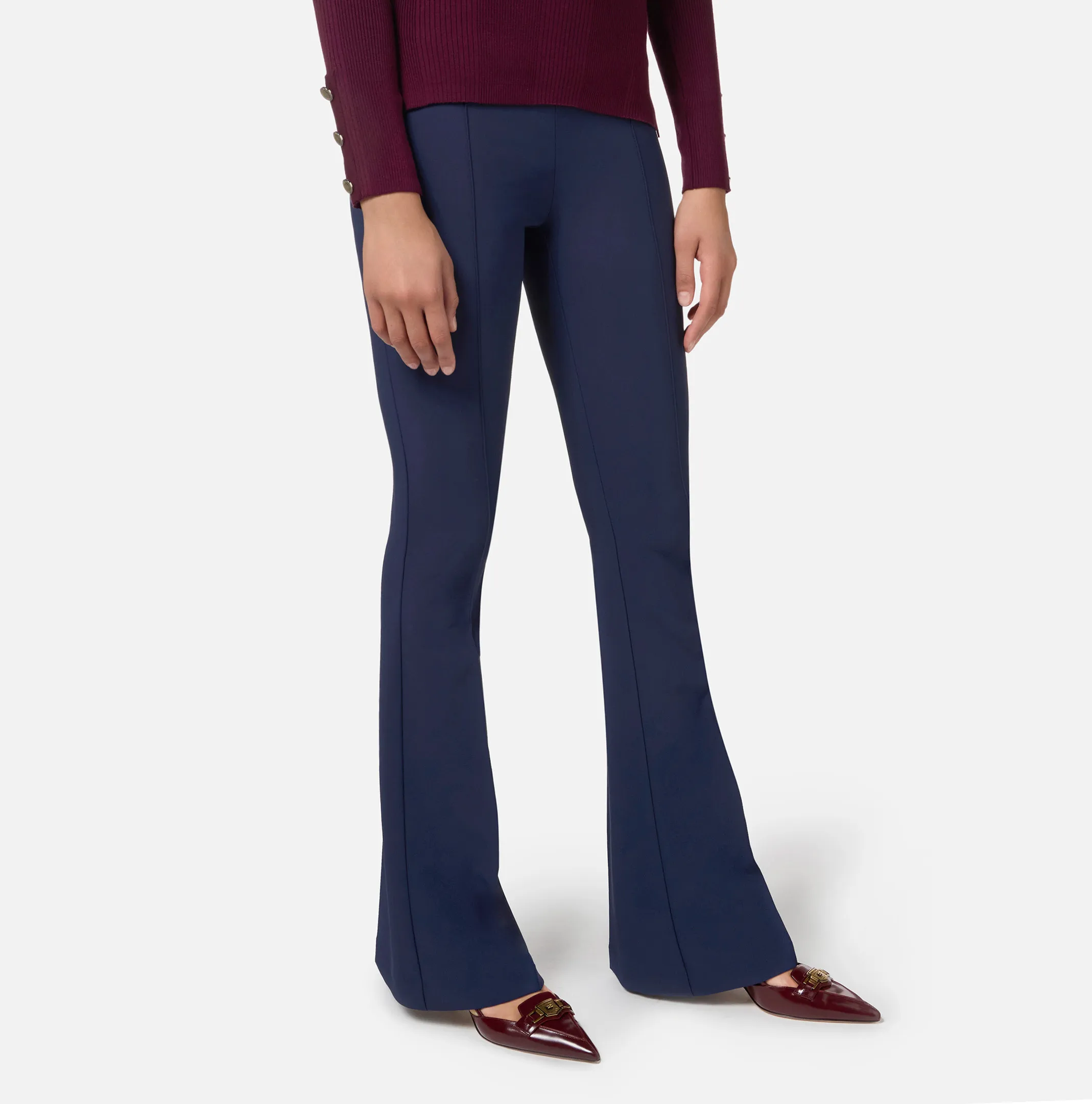 Pantalone palazzo in crêpe stretch con morsetto