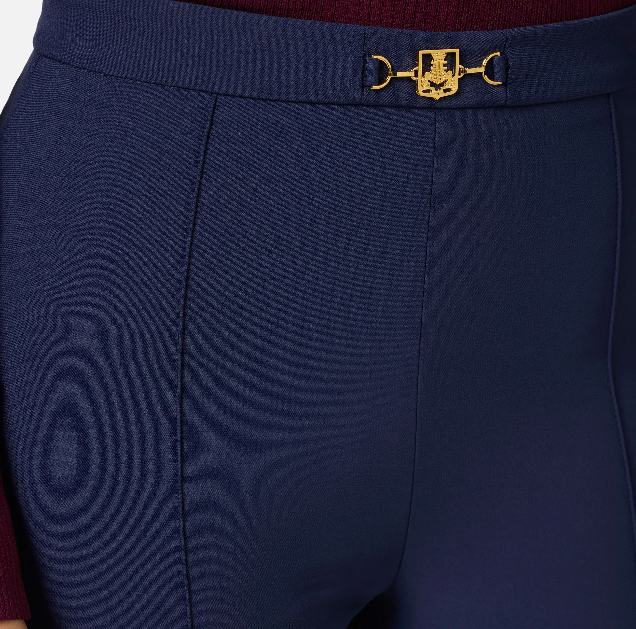Pantalone palazzo in crêpe stretch con morsetto