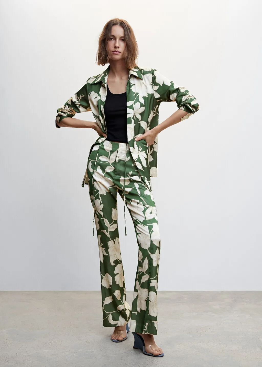 Pantaloni scampanati stampa floreale