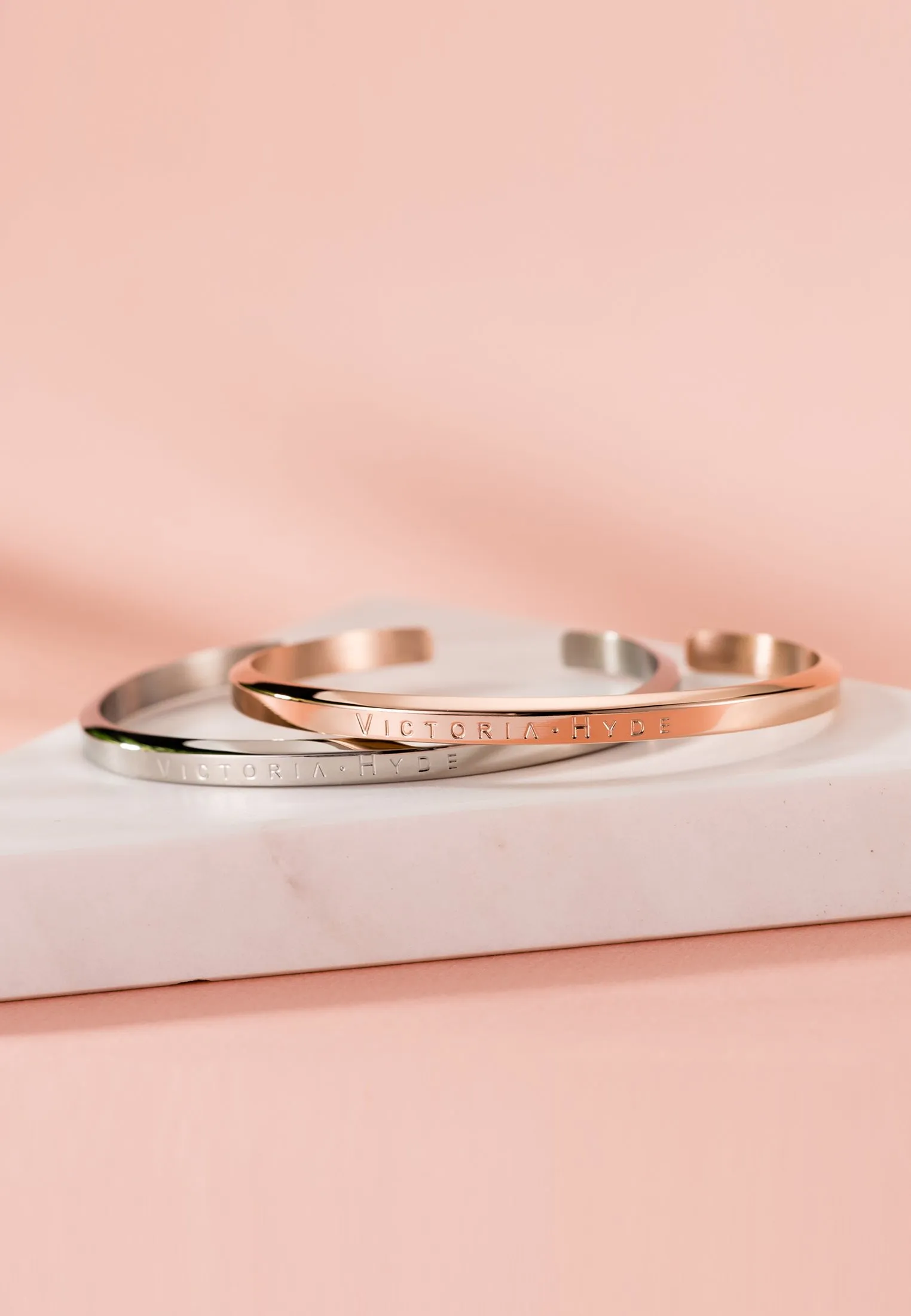 PICCADILLY BANGLE  - Bracciale