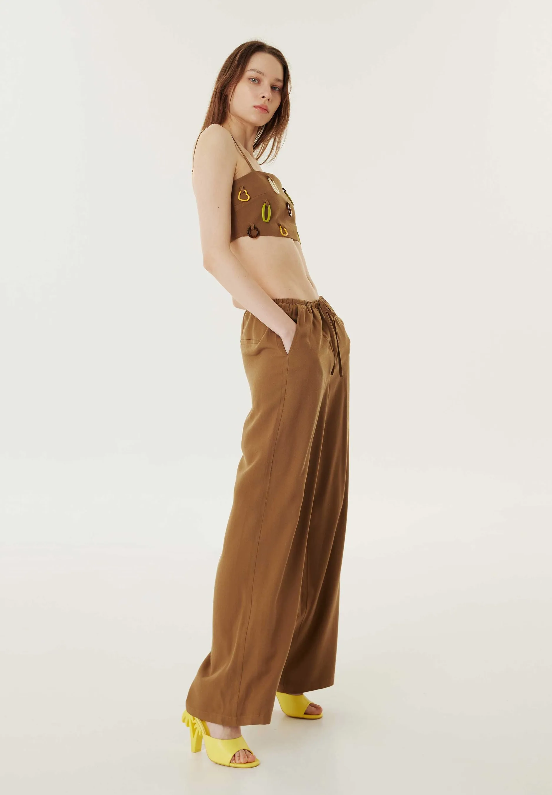 RELAXED FIT COMFORTABLE CUT - Pantaloni