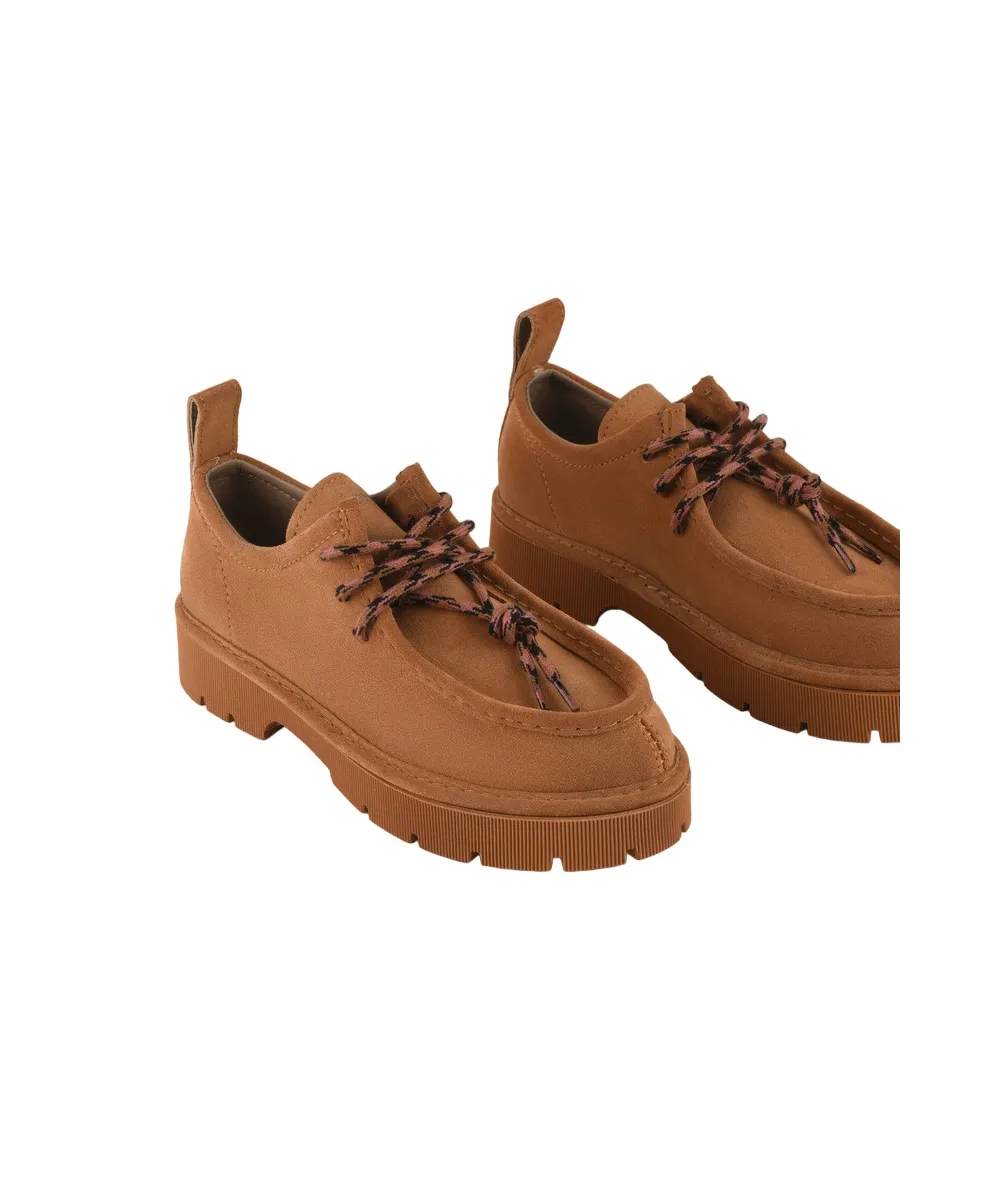 Scarpa Allacciata P99 In Suede Cuoio