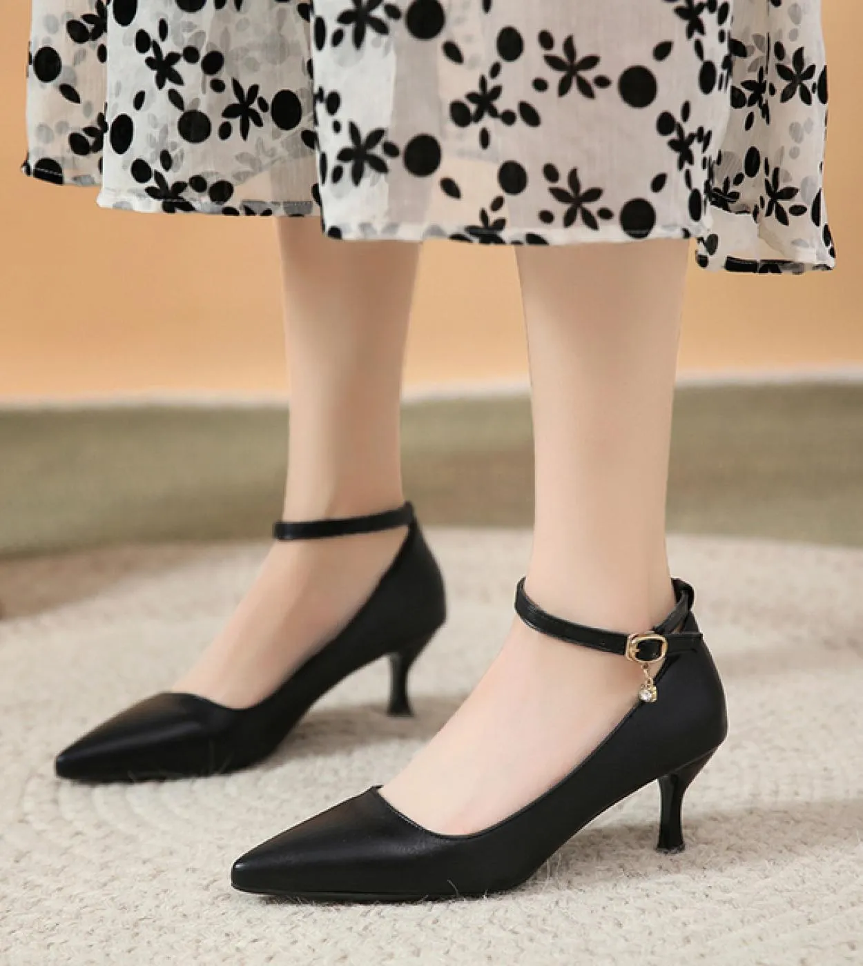 Scarpe con tacco spesso con suola morbida Donna Estate 2022 Scarpe a punta con tacco alto e fibbia Scarpe singole da lavoro da c