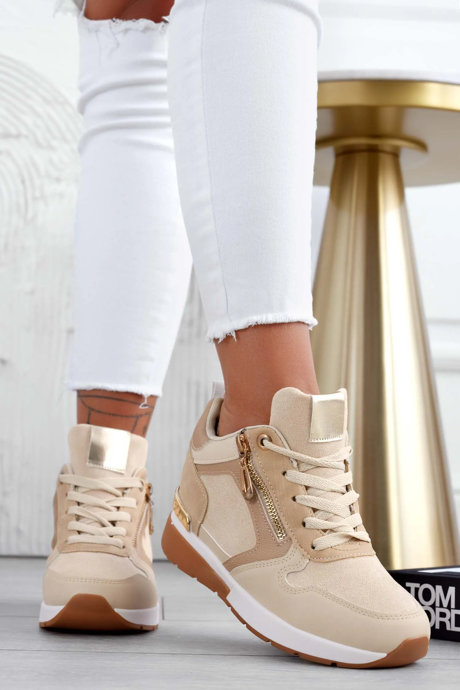 SIRIA - Sneakers beige con zip laterale