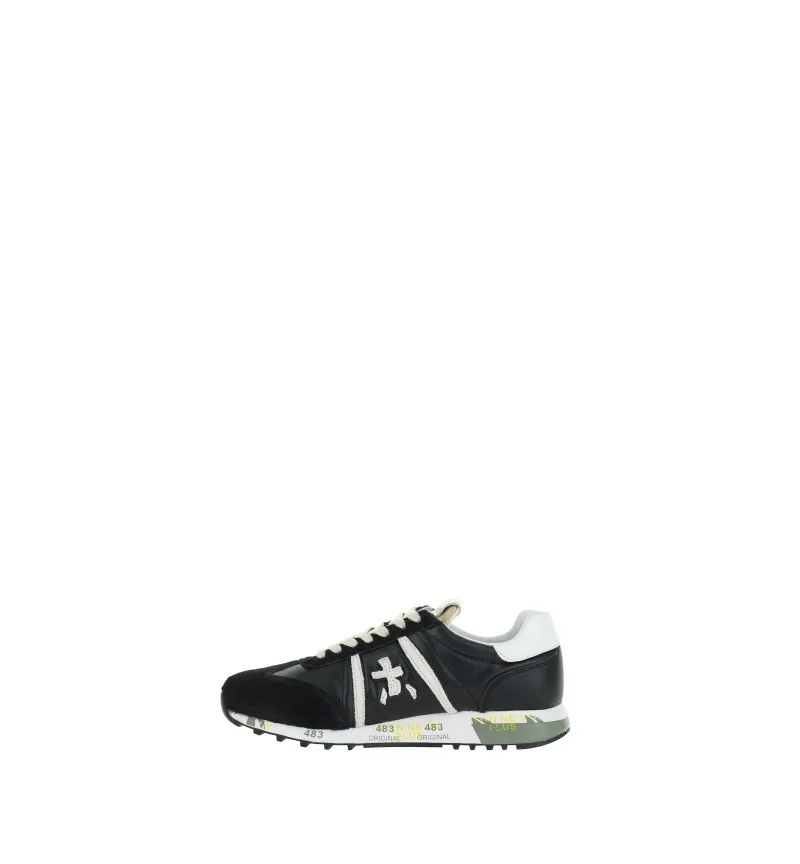 Sneakers con lacci