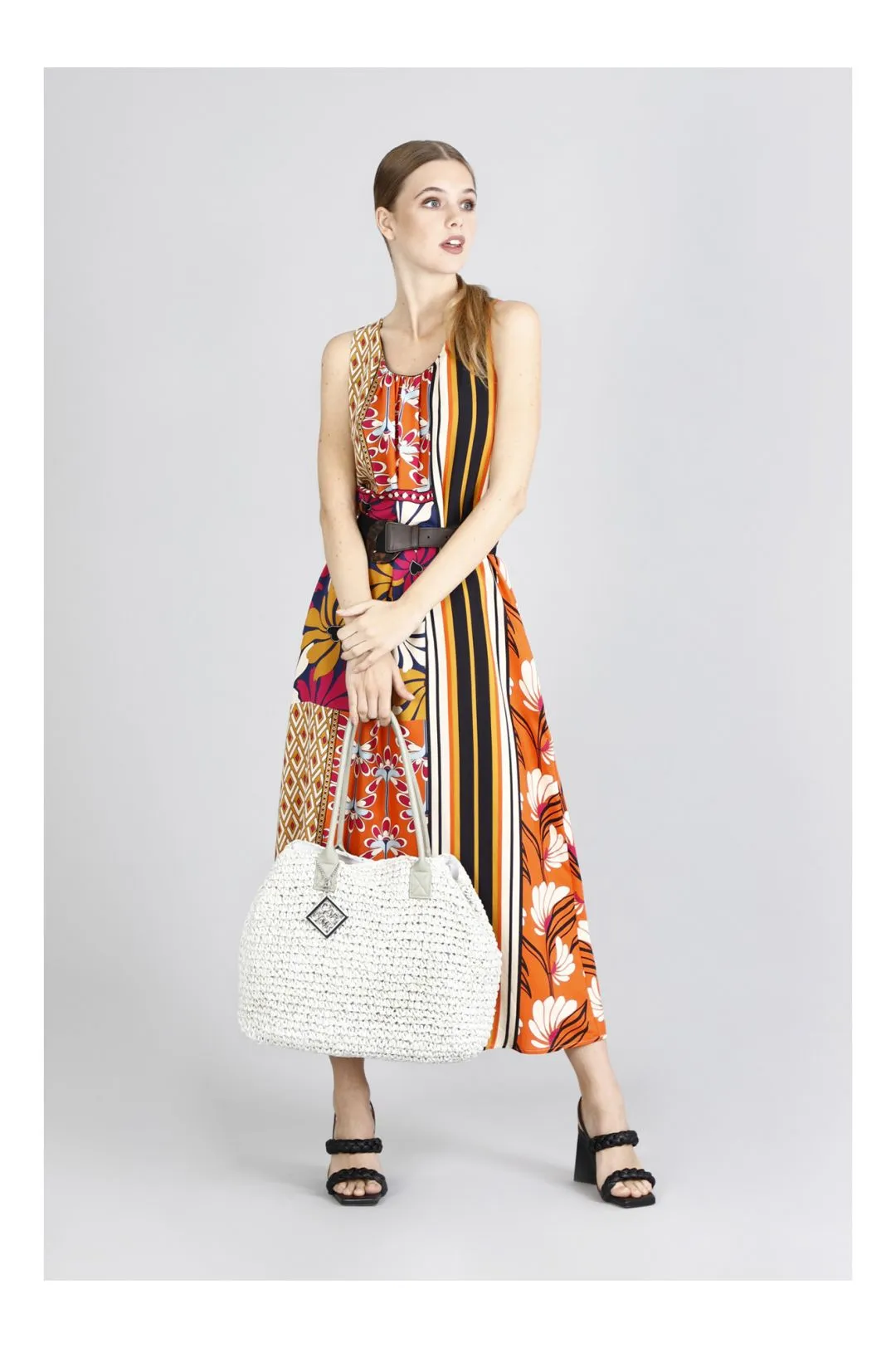 tote bag in crochet di carta bicolore marmo